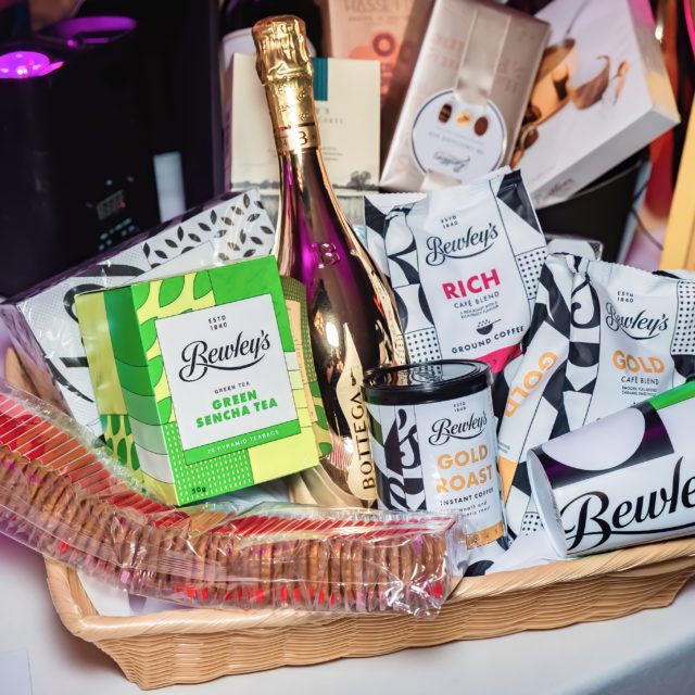 bewleys hamper